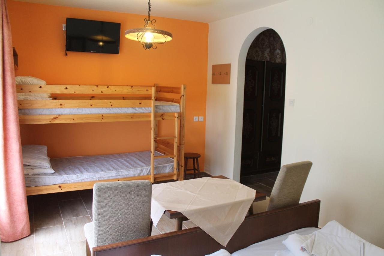 Bed and Breakfast Zur Post Lackenhof Zewnętrze zdjęcie